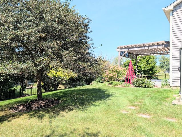1350 Northgate Court, Bartlett, IL 60103
