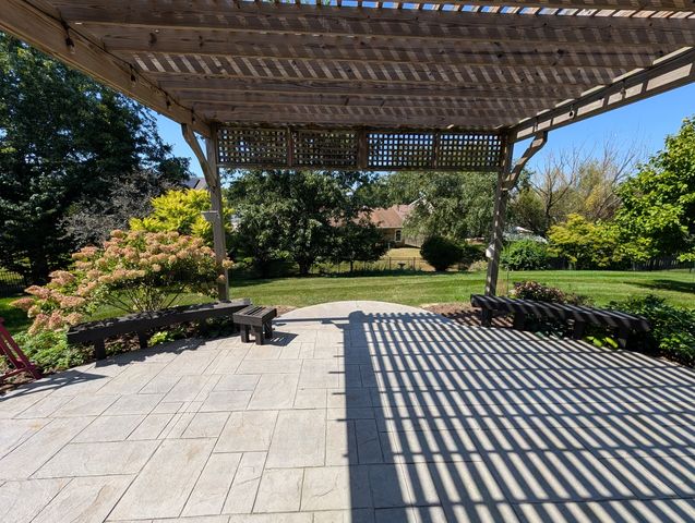 1350 Northgate Court, Bartlett, IL 60103