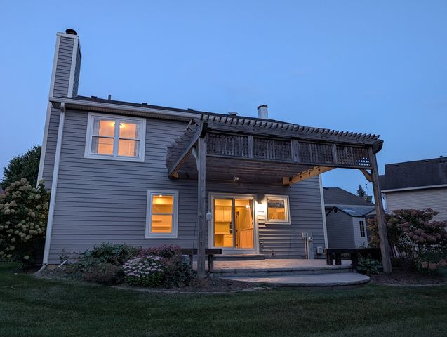 1350 Northgate Court, Bartlett, IL 60103