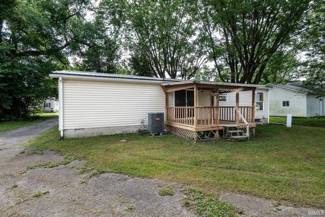 517 S 6th Street, Mitchell, IN 47446