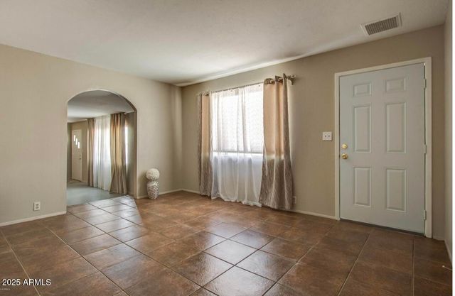 6445 S 32ND Street, Phoenix, AZ 85042