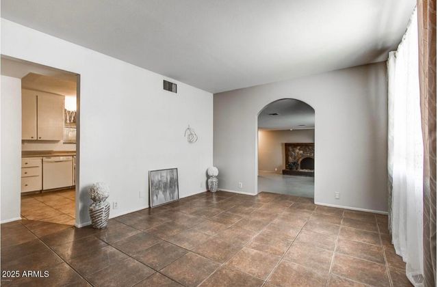 6445 S 32ND Street, Phoenix, AZ 85042