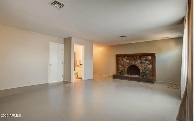 6445 S 32ND Street, Phoenix, AZ 85042