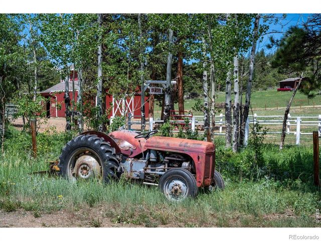 204 Coughlin Meadows Road, Boulder, CO 80302