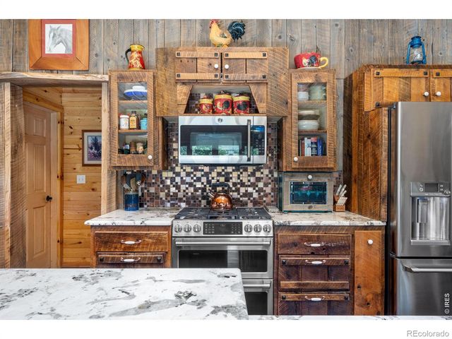 204 Coughlin Meadows Road, Boulder, CO 80302