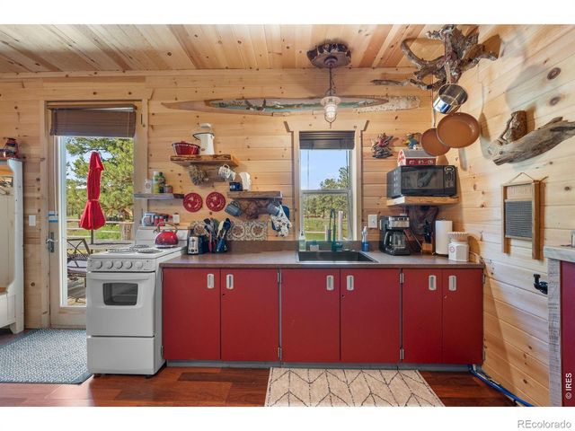 204 Coughlin Meadows Road, Boulder, CO 80302