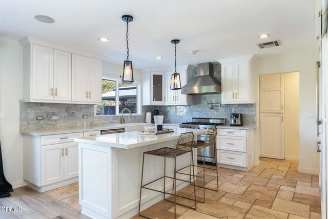 3623 Saint Elizabeth Road, Glendale, CA 91206