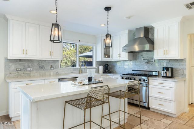 3623 Saint Elizabeth Road, Glendale, CA 91206