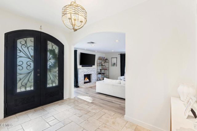 3623 Saint Elizabeth Road, Glendale, CA 91206