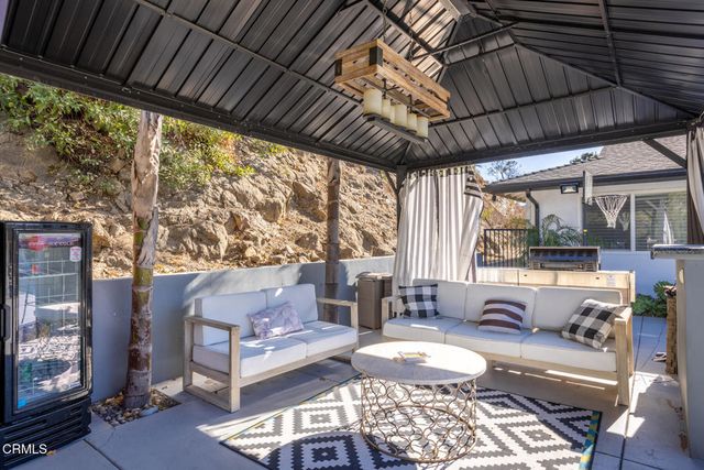 3623 Saint Elizabeth Road, Glendale, CA 91206