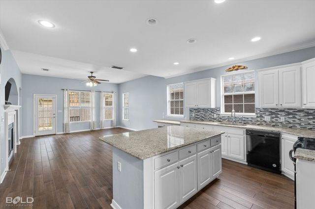 222 Hallette Drive, Shreveport, LA 71115