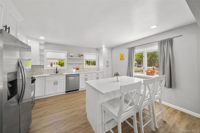 26 Bellwood Avenue, South Setauket, NY 11720