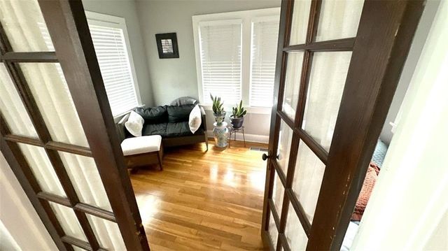 4236 Holly Street, Kansas City, MO 64111