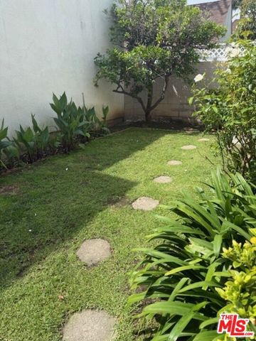 357 S Doheny Drive, Beverly Hills, CA 90211