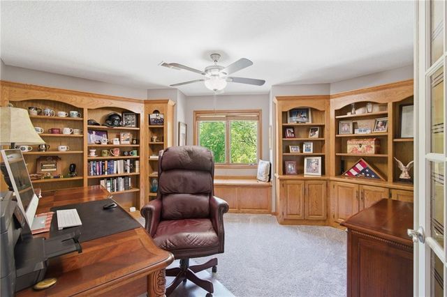 1025 NE Moss Point Road, Lee's Summit, MO 64064