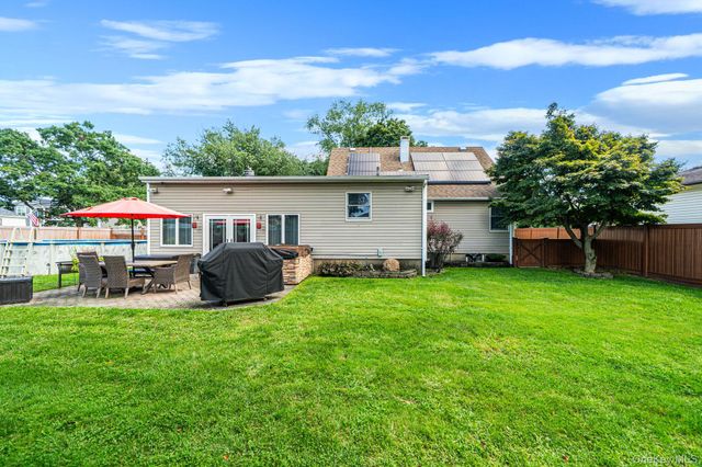 204 W 3rd Street, Deer Park, NY 11729