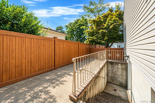 204 W 3rd Street, Deer Park, NY 11729