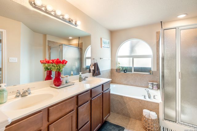 9003 Arabian King, Converse, TX 78109