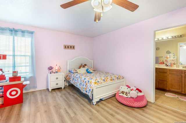 9003 Arabian King, Converse, TX 78109