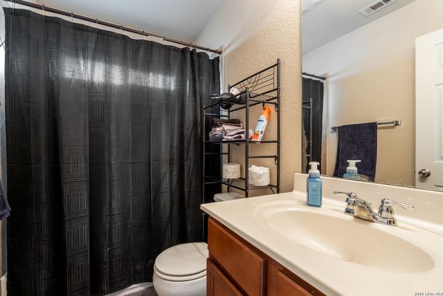 9003 Arabian King, Converse, TX 78109