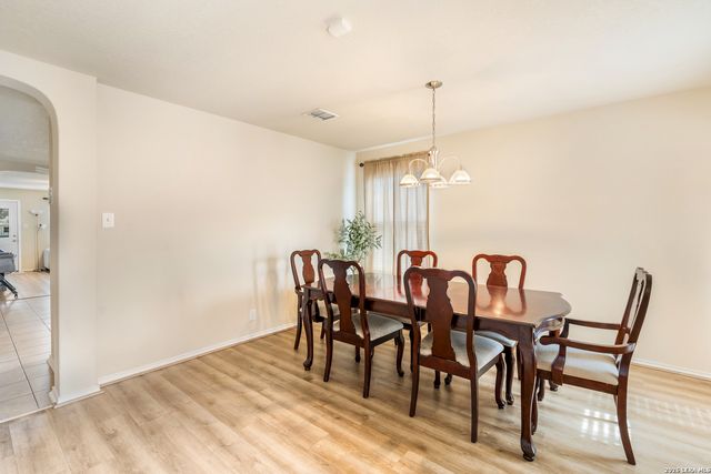 9003 Arabian King, Converse, TX 78109