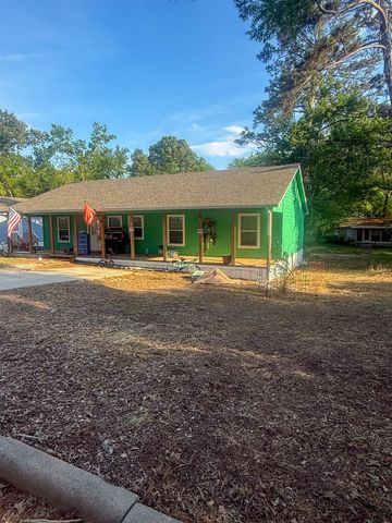 223 Hull Ave., Gladewater, TX 75647