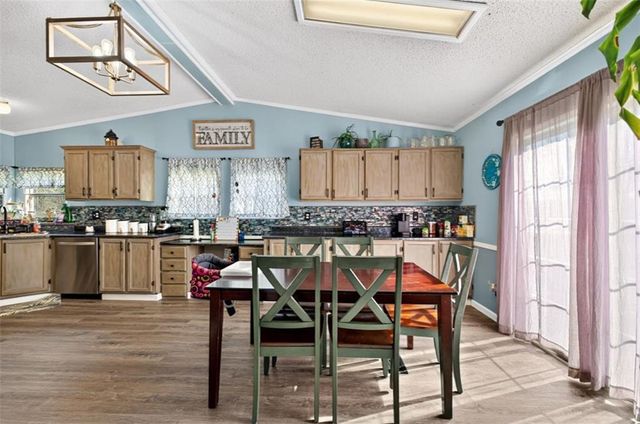 372 PORTER SPRINGS Road, Dahlonega, GA 30533