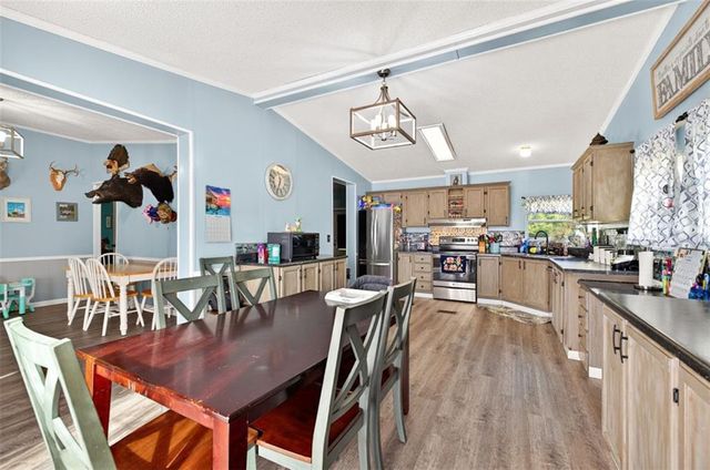 372 PORTER SPRINGS Road, Dahlonega, GA 30533