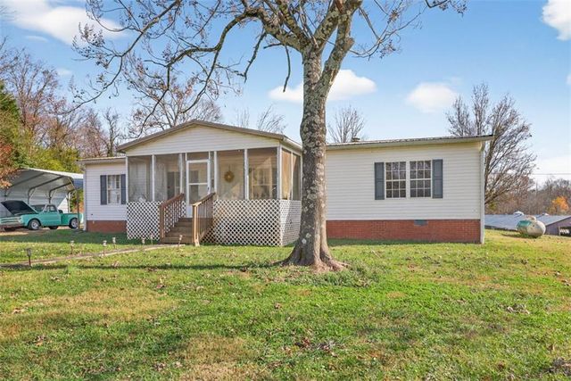 372 PORTER SPRINGS Road, Dahlonega, GA 30533