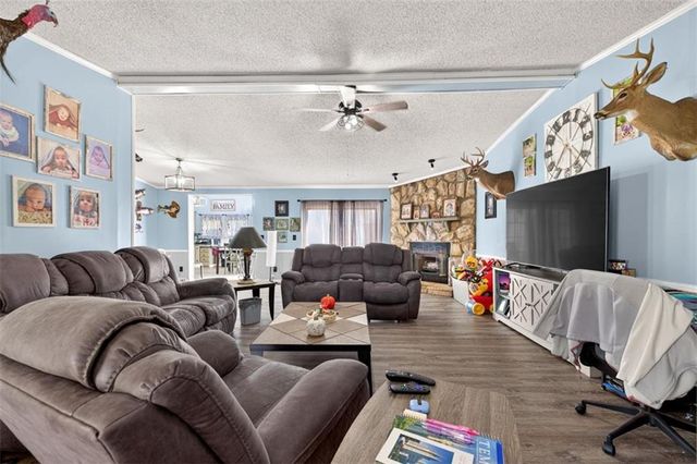 372 PORTER SPRINGS Road, Dahlonega, GA 30533