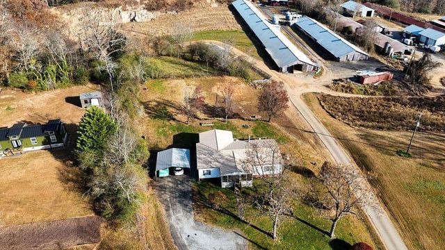 372 PORTER SPRINGS Road, Dahlonega, GA 30533