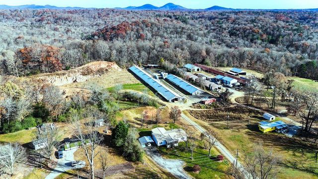 372 PORTER SPRINGS Road, Dahlonega, GA 30533