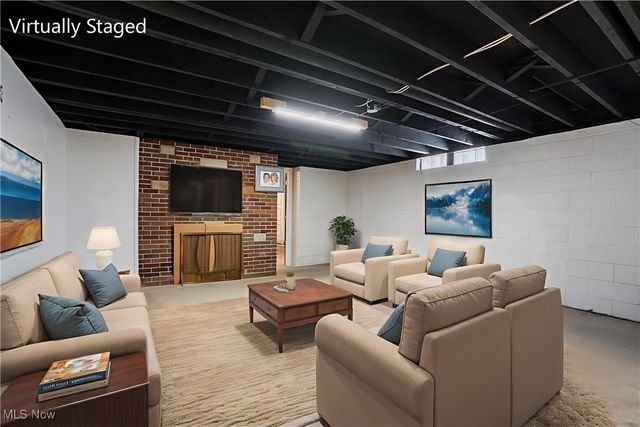 3849 Southwood Drive SE, Warren, OH 44484