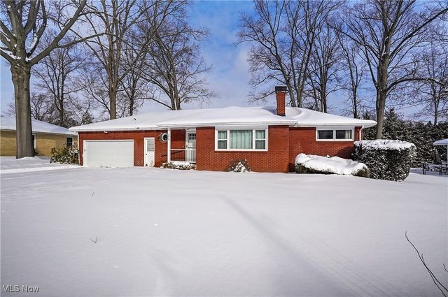 3849 Southwood Drive SE, Warren, OH 44484