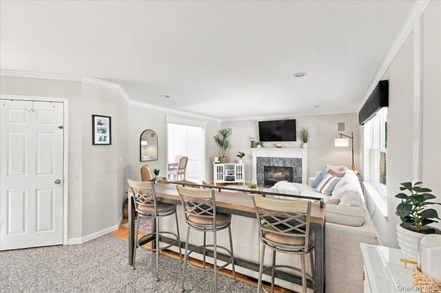 5 Aspatuck Court, Commack, NY 11725