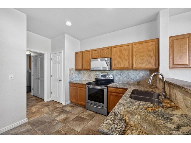 13886 Legend Trl 104, Broomfield, CO 80023