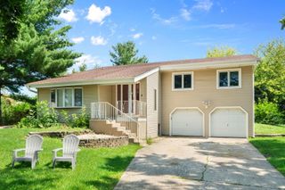 239 Oxford Court, Bloomingdale, IL 60108