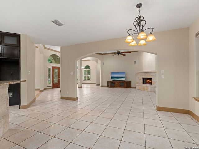 107 KITTY KAT LN, Boerne, TX 78006