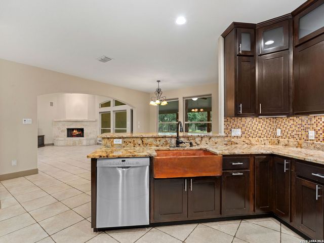 107 KITTY KAT LN, Boerne, TX 78006