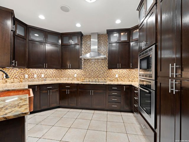 107 KITTY KAT LN, Boerne, TX 78006