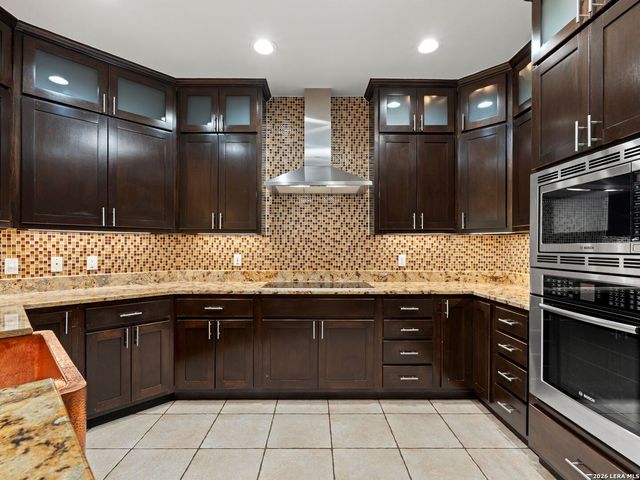 107 KITTY KAT LN, Boerne, TX 78006