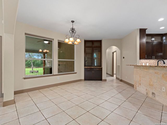 107 KITTY KAT LN, Boerne, TX 78006