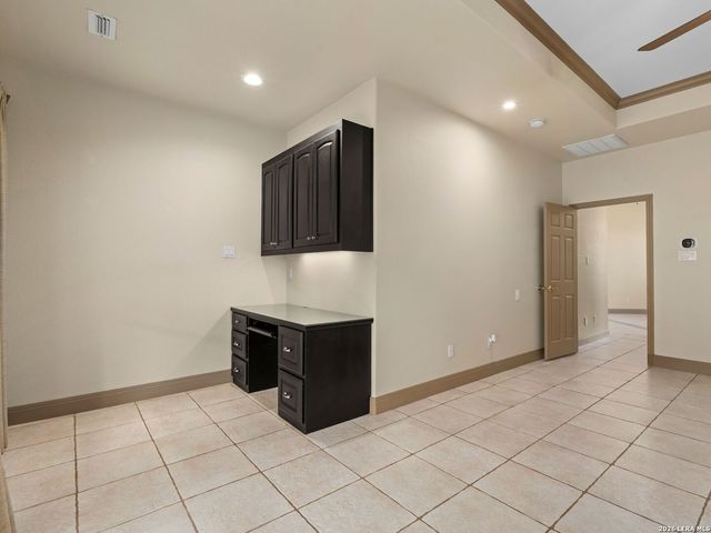 107 KITTY KAT LN, Boerne, TX 78006