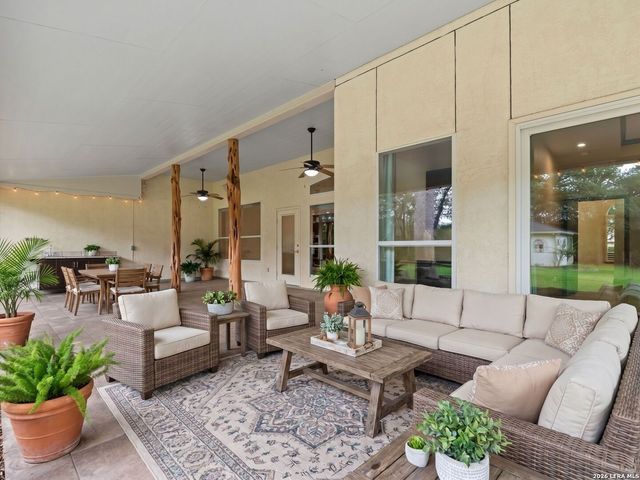 107 KITTY KAT LN, Boerne, TX 78006