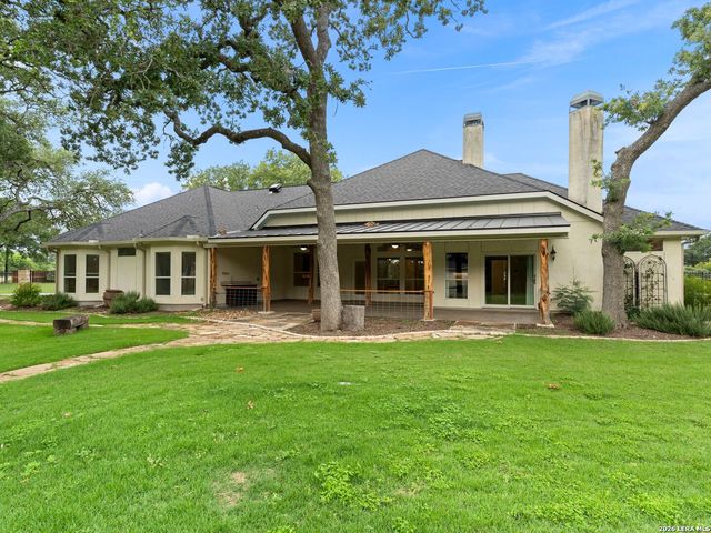 107 KITTY KAT LN, Boerne, TX 78006
