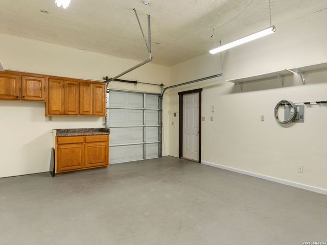 107 KITTY KAT LN, Boerne, TX 78006