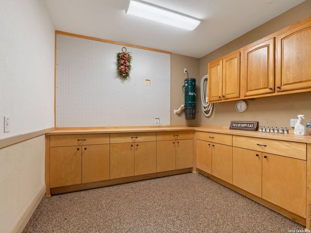 107 KITTY KAT LN, Boerne, TX 78006