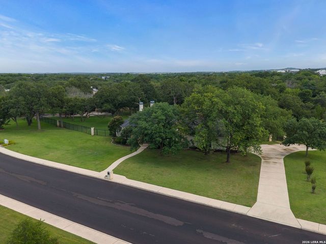 107 KITTY KAT LN, Boerne, TX 78006