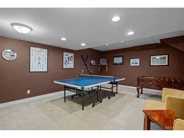 725 Front Range Rd, Littleton, CO 80120