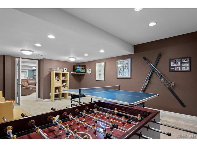 725 Front Range Rd, Littleton, CO 80120